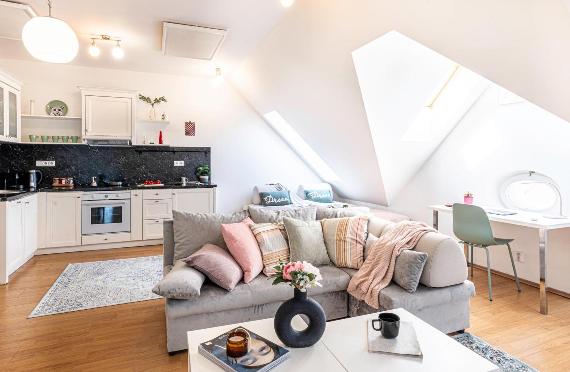 Apartamento Prague Days - Terrace - Stunning View - Duplex Exterior foto